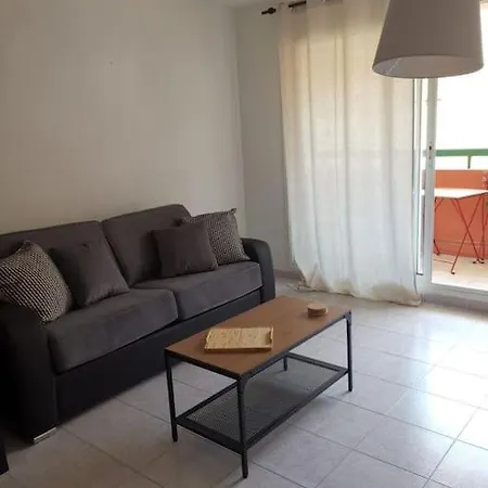 Apartment Grande Terrasse Proche Gare Et Menton